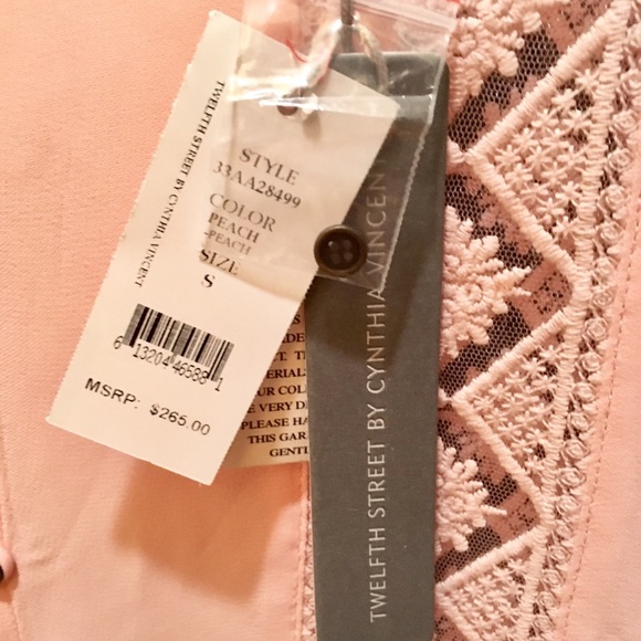 Peach Twelfth St. By Cynthia Vincent light Blouse - Picture 4 of 4